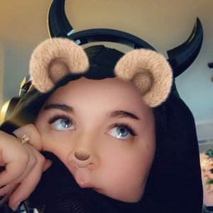 Meet your Posher, Annika